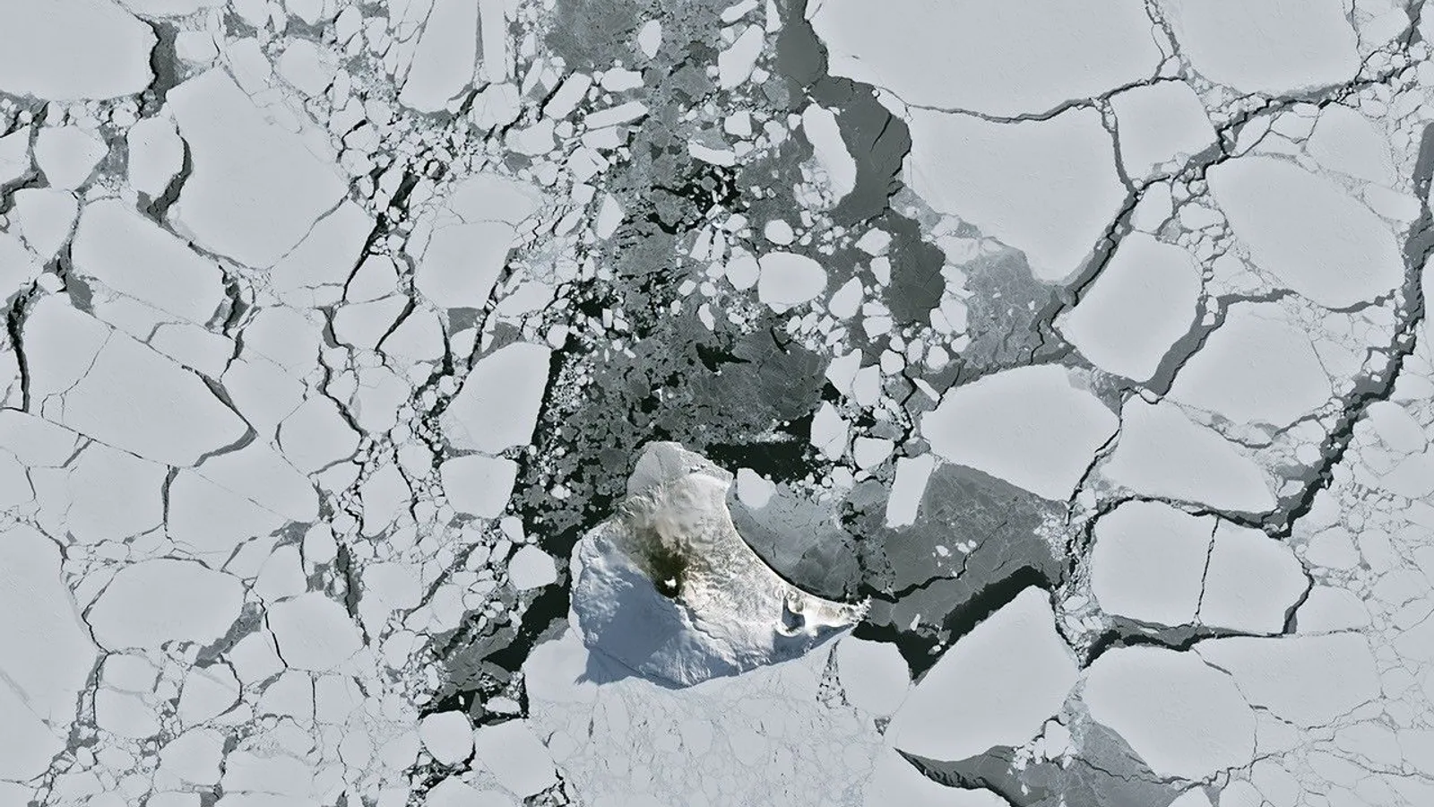 Landsat 8 Image Confirms Mount Michael's Persistent Lava Lake