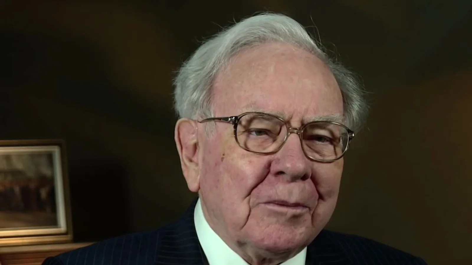 Buffett, 96, Steps Down as Berkshire Chair; Son Howard Elected